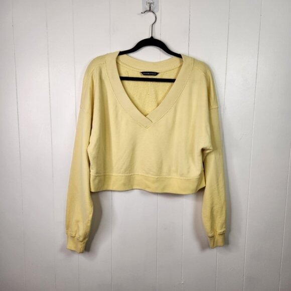 Abercrombie & Fitch Tops - Abercrombie and Fitch Yellow Cropped V-Neck Sweatshirt Oversized Size Medium